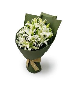 Ivory Beauty flower bouquet